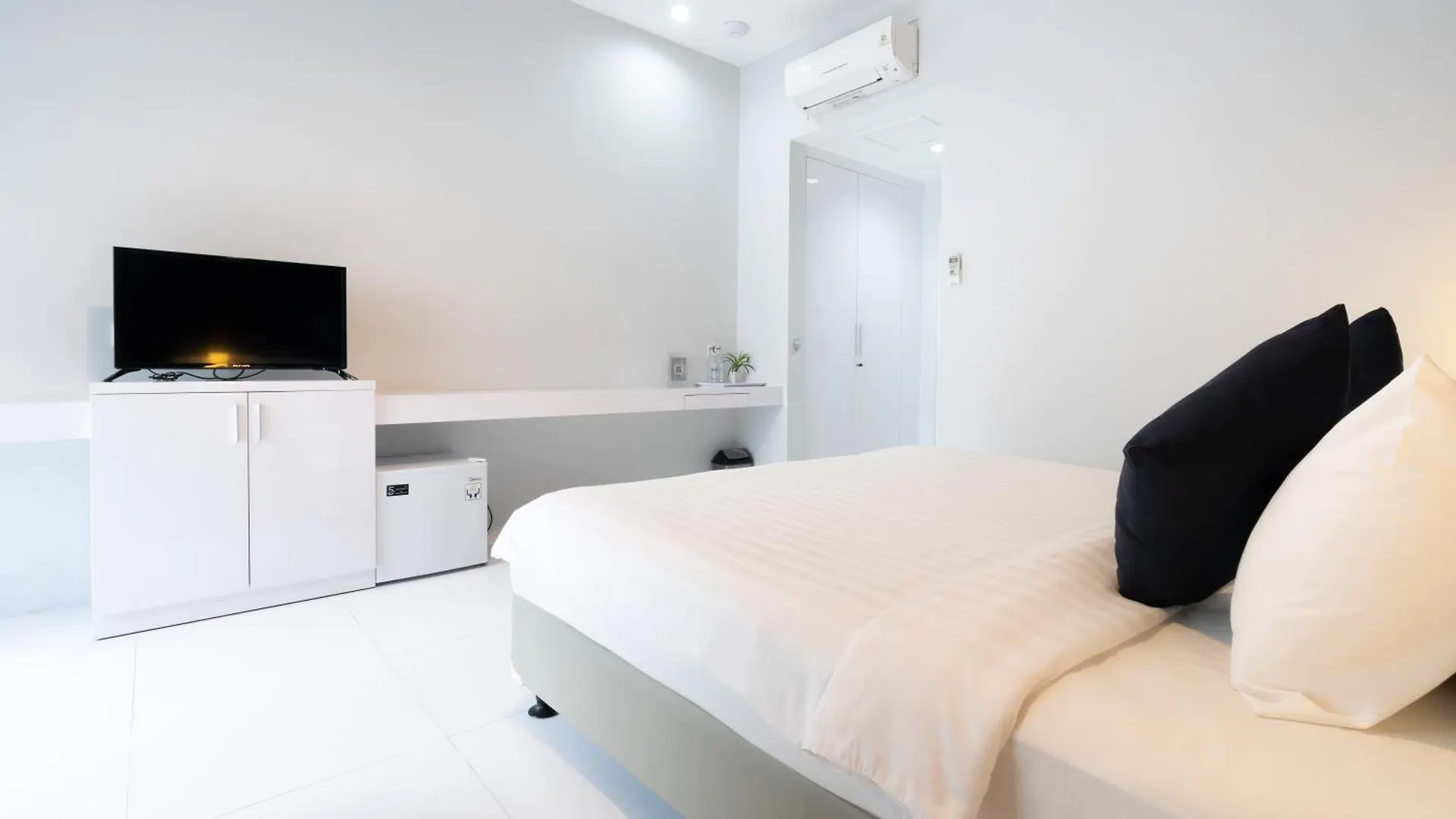 Apartment Cozy Stay Bali By Arm Hospitality Seminyak
