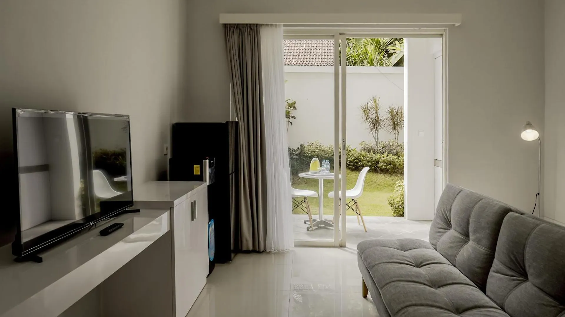 Cozy Stay Bali By Arm Hospitality Seminyak  Apartment